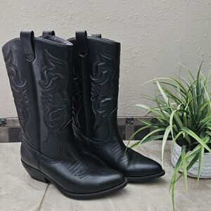 Black Cowboy Boots, Soda - sz6